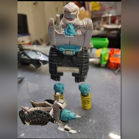 Transformers - Picture 7 of 10